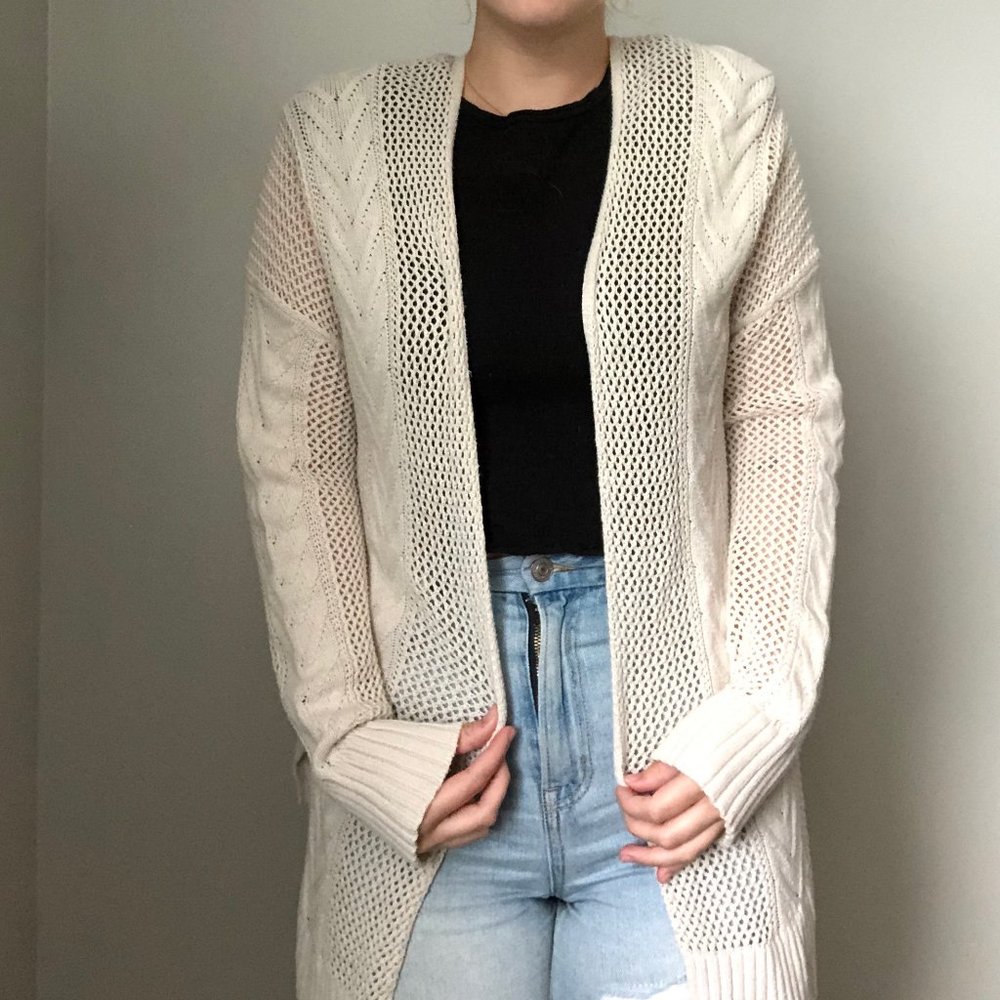 American Eagle Cream Cardigan